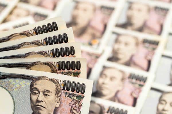 貯めたいけど貯まらない！　1人暮らしでの貯金にはキビシイ現実も　貯金をしたいと思ってはいても、なかなか貯まらない…そんな貯金が全く増えていない人たちの特徴とは？