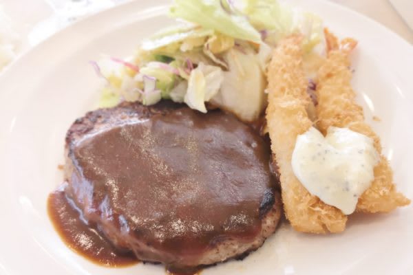 年収1000万以上の14％が「ファミレスでシェフを呼んだ経験」　広報に確かめてみると…　こんなにいたのか…ファミレスでシェフを呼んだことがある人の割合を調査