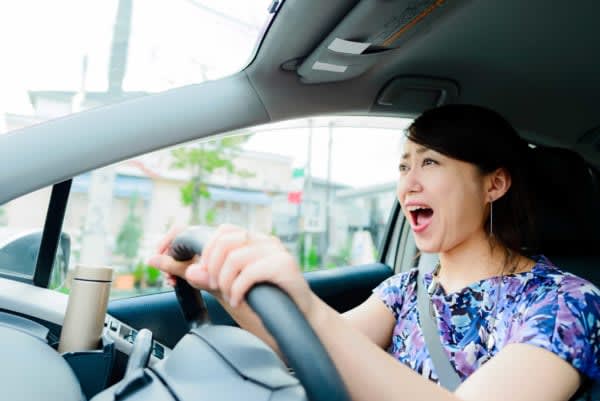 痛ましい事故の恐れも…　危険運転に遭遇したことがある人の割合とは　1分間に１件起きているとも言われる交通事故。危険な運転にヒヤッとしたことがある人もいるだろう。