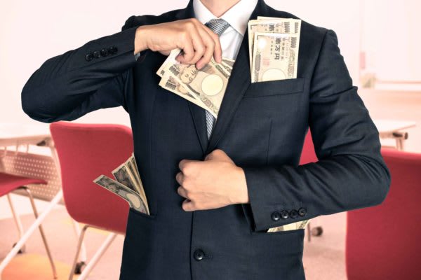 高収入の人はやはりお金が自慢？　ささやかだけど他人に誇れることとは　コンプレックスに目を向けても、プラスにはならない。たとえ小さなことでも、誇れるものを持ちたいものである。