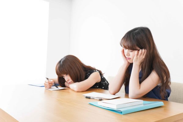 恋愛でもすぐに興味がなくなり…　飽き性な人たちの三日坊主エピソード　興味を持って始めたことなのに、なかなか長続きしない人がいる。世の中にはそれだけ、飽き性が多いのだろう。