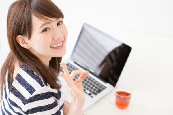 インフルエンサーはファッションアイコン？　SNSで紹介された洋服を買ったことがある人は　最近ではSNSでのファッションの発信がさかん。実際に購入までする人はどのくらいいるのだろう。