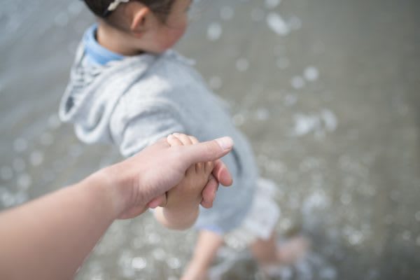 「ちょっと目を離した隙に」　子供を常に監視するのは難しいと感じる人の割合は…　「ちょっと目を離した隙に…」事件や事故はほんの一瞬で起こってしまうものだが、常に子供を監視しているのは難しい。