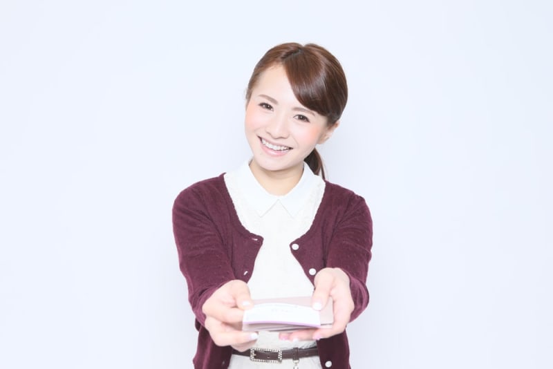 さりげないのがポイント！雰囲気美人が実践する美人に近づく3つの仕草
