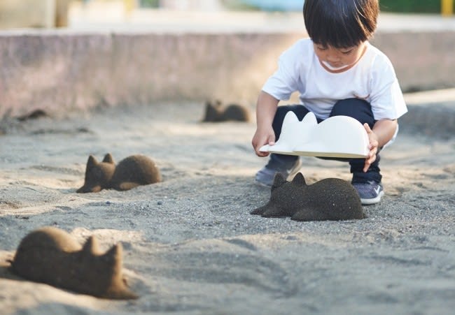 子どもから大人まで　砂のネコが無限に作れる「ネコカップ」