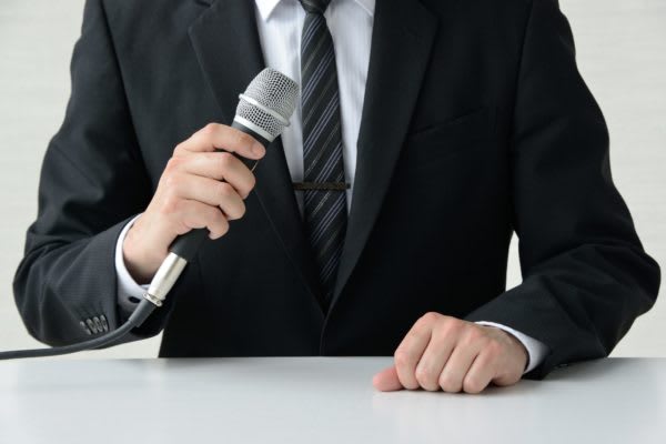 記者会見を見てどう思う？　6割弱の人が内容に「酷い…」　会見の内容によっては世間の風当たりが大きく変わることも…