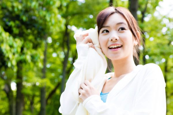 ダラダラ垂れる夏の敵　匂いも気になるベタベタ汗の原因が紹介されて話題　ベタベタ汗になる原因が判明