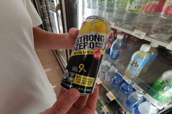 ストロングマニアが語る「ストロングゼロが女性に最高の酒」である5つの理由　ストロングマニアが語るストロングゼロが女性向けな理由とは