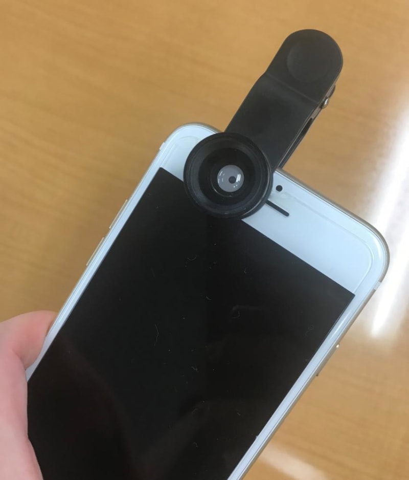 この100円グッズはやばい！！　スマホカメラの機能を爆上げ。