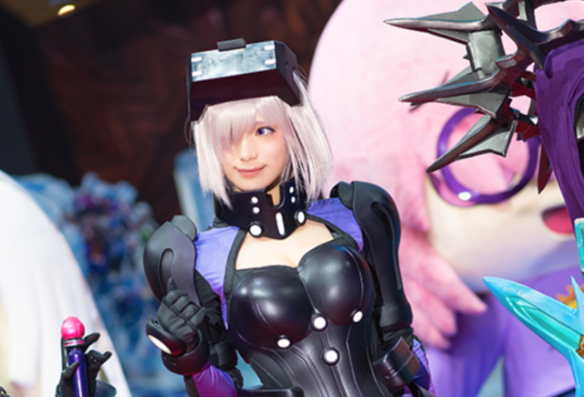 幕張メッセが特異点になる「FGOフェス2019」が開幕！マスターを出迎える公式コスプレイヤーと着ぐるみ速報【写真50枚】