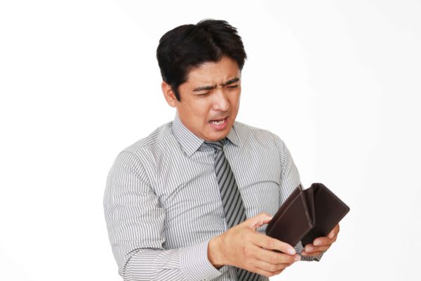 話を盛っているだけ？　芸能人の貧乏エピソードに「信じられない」　テレビではよく、芸能人が貧乏エピソードを披露している。そんな話に対して、「信じられない」と思っている人も。