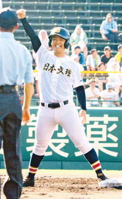 日本文理4番の中田（氷見北部中出身）「成長し来年戻る」　甲子園