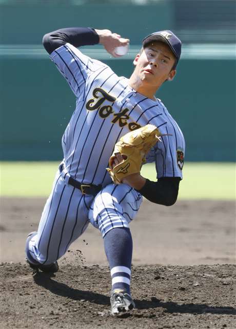 仁賀保中出の遠藤、投打走に活躍　東海大相模、近江に快勝