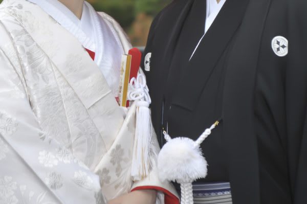 現在のパートナーと結婚して良かった？　新婚世代では関係に悩む人も…　「熟年離婚」という言葉が世間に広まってはいるものの…。