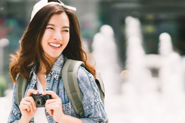 一人で有意義な時間　「お一人様」には女性が憧れる傾向も　昨今ではあたりまえになってきた「お一人様」。かっこいいと思う人はどのくらいいるのだろう？