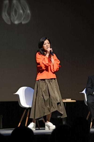 「Ｗの悲劇」の主題歌をアカペラで披露する薬師丸ひろ子さん