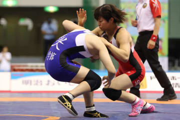 53・55kg級で3連覇を達成、世界選手権への道が確実となった向田真優