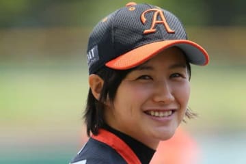 女子プロ野球 アメトーーク でも話題の加藤優 イメチェン 姿で弾き語り公開 めちゃくちゃ可愛い エンタメプラス 話題のエンタメ情報満載