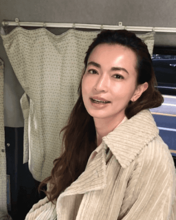 長谷川京子、つやつやお肌で仕事始め報告に「スキンケア教えて